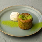 抹茶のフォンダンショコラ~バニラアイス添え~