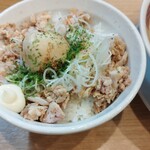 らーめん 親希 - きょうりゅう卵どん