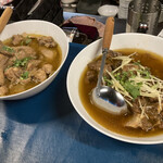 インド・パキスタン料理 アルバラカ - ホワイトチキンカライ＆シンワリマトン