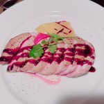 レストラン＆バー Lovers ROCK - 鴨フィレ肉のロースト　バルサミコクリーム