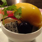 キャトルラパン - マンゴーシャーベットにドラゴンフルーツまであるの！13.07月にて）