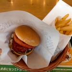 MOS BURGER - モスバーガー410円、Lポテト330円