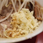 ラーメン二郎 - ニンニク