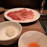 焼肉うしごろ 新宿三丁目店 - 