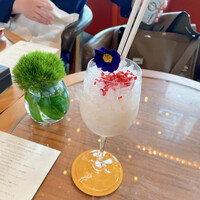 ザ タヴァン グリル＆ラウンジ - 