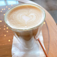 ザ タヴァン グリル＆ラウンジ - 