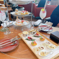 ザ タヴァン グリル＆ラウンジ - 