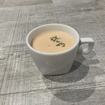 LF CAFE - ビーツのスープ