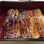 うなぎ金箱 - しっぽ無し、上身だけ３匹分