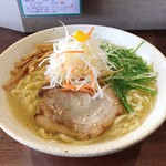 らー麺山之助 - 料理写真:ゆず塩白湯麺　８５０円（大盛り＋150円）