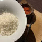 sincere - ストウブご飯に添える粉チーズと辛子