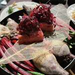 sincere - アミューズ② ビーツと馬肉のタルタル