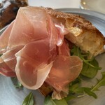 qui - 生ハムパニーニ