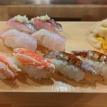 魚がし寿司 - あじ、かんぱち、かに、しゃこ
