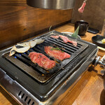 Yakiniku Sakaba Tomo Sankaku - 