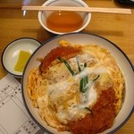 千種駅前食堂 - カツ丼473円