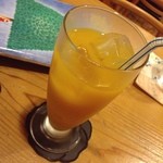 カフェ ハーモニー - 雨宿りも兼ねてマンゴージュース*\(^o^)/*んまい♪