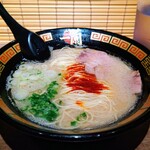 Ichi ran - ラーメン980円 半替玉150円