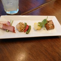 青菜 丸の内ブリックスクエア店 - 
