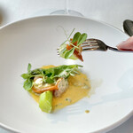 エスキス - 静かな声/アスパラガス　赤貝　卵のコンフィ