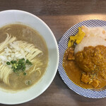 ヌードル＆スパイスカレー 今日の1番 - 朝限定セット(煮干しソバ(かけ)＋本日のカレー(チキンカレー)  ¥1,000-(税込)