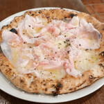 ダ アチュ - フェラリーニ