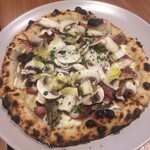 Pizzer Citraba - 色々きのこのパンツェッタ