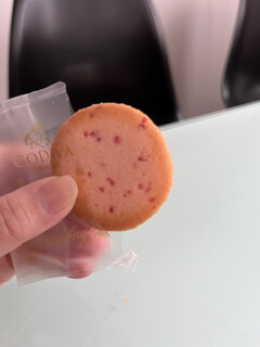 GODIVA - 
あまおう苺クッキー