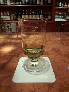 Windsor POLOBAR - アルコール度数が55度のリキュール「シャルトリューズ　ヴェール」は私が大好きな食後酒。