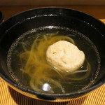 日本料理 みや  - 長崎鰹のつみれ汁　炒めた新玉葱