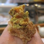 寿司栄 - トゲグリ蟹の握り