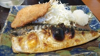 宮園 - 鯖の塩焼きとあじフライ　アップ