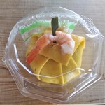 京樽 - 料理写真:看板商品の「茶きん鮨」