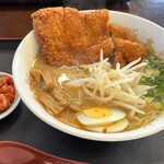 豚太郎 土佐道路店