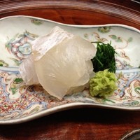 松川 - 瀬戸内産のカレイのお造り（極めて美味い）