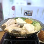 h Hakata Mizutaki Hamadaya Kuuten - ◆水炊き・・鶏肉は調理済みで、お野菜などは提供後に火入れ。