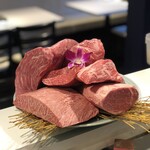 Recommended for the day: “Kuroge Wagyu Beef A5 Steak Cut”