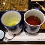 Ushou Yama Yaze Mbee - 先攻：緑茶、後攻：ほうじ茶。