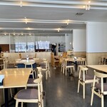 マンドリアーノ - 店内と受付カウンター