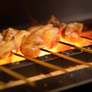 Enjoy the most delicious food of the day. Enjoy delicious charcoal-grilled yakitori