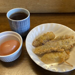 おふくろ亭 - 2023/03/24
      ホル鍋定食 大飯 温泉玉子 600円
      フライ3品 100円