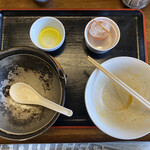 おふくろ亭 - 2023/03/24
      ホル鍋定食 大飯 温泉玉子 600円
      フライ3品 100円