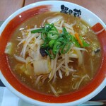 越後秘蔵麺　無尽蔵 - 料理写真:野菜味噌らーめん