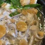 おふくろ亭 - 2023/03/24
      ホル鍋定食 大飯 温泉玉子 600円
      フライ3品 100円