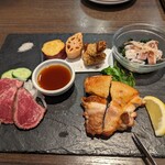Bar&Cafe 炭火焼 ドン・ガバチョ - 阿波プレート ハーフサイズ 1550円(2023年3月)