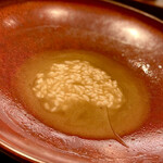 イチリン ハナレ - ⑥ふかひれ ～焼きフカヒレの高坂鶏上湯スープは繊維を感じる食感が素晴らしく、濃厚でトロットロ。更に熱々ですから舌には旨味しか残らない。最後にリゾットで頂きます。