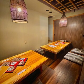 Private rooms available for 4 to 24 people♪