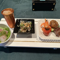 中国料理 翆陽 - 前菜盛り合わせ。刺身が肉厚。