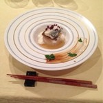 トゥ・ラ・ジョア - 夏大根とウナギの一皿。