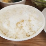 キッチン ブルー グローブ - ご飯のアップ